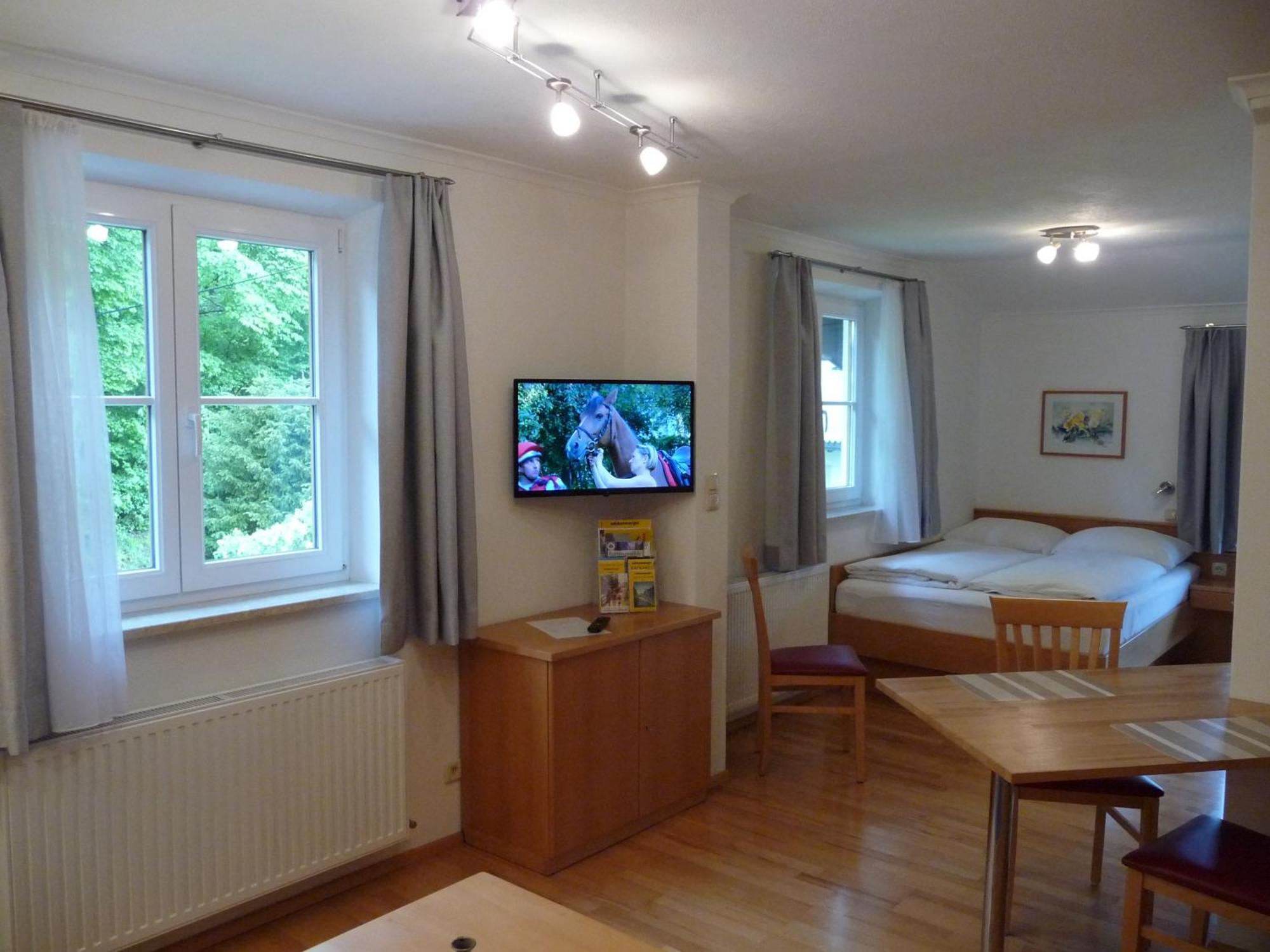 Haus Lungau Lägenhet Fuschl am See Exteriör bild